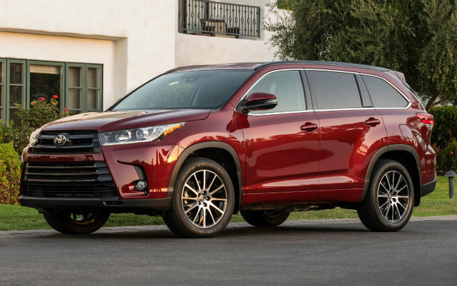 The 2017 Toyota Highlander Hybrid is top-rated in its segment.