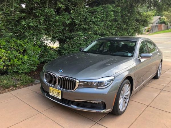 The 2018 BMW 740e is a new trim for the German luxury class.