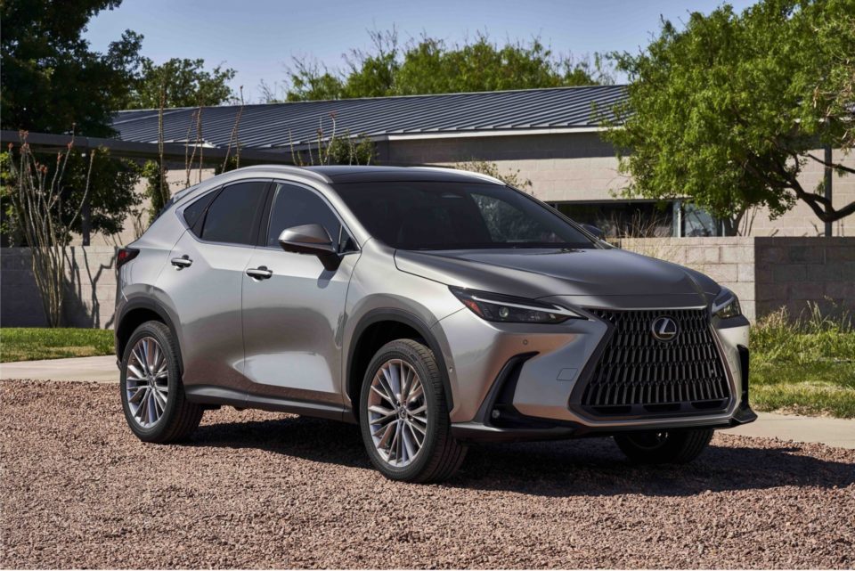 The 2022 Lexus NX 350h is a new generation with many improvements but the same futuristic exterior appearance.