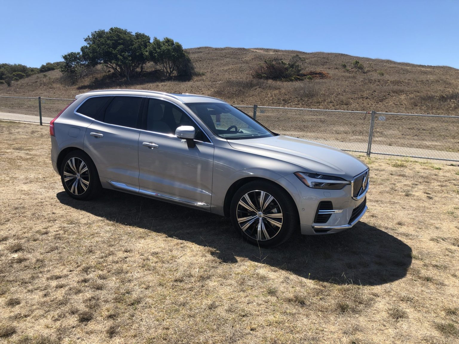 2022 Volvo XC60 Recharge redefines station wagons