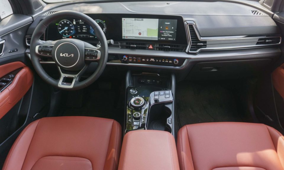 The interior of the 2023 Kia Sportage Hybrid (Prestige) is spacious and made with quality materials.