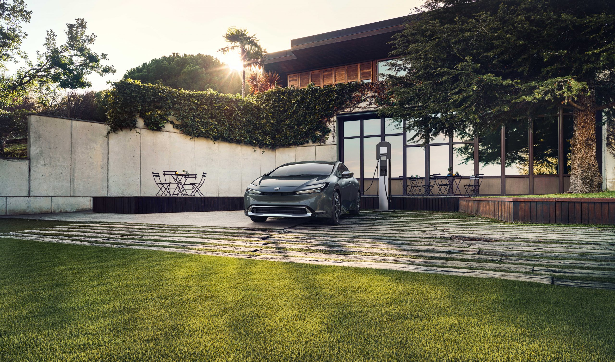 2023 Toyota Prius Prime: Older Hybrid Good, New Better, No Stereotype 2