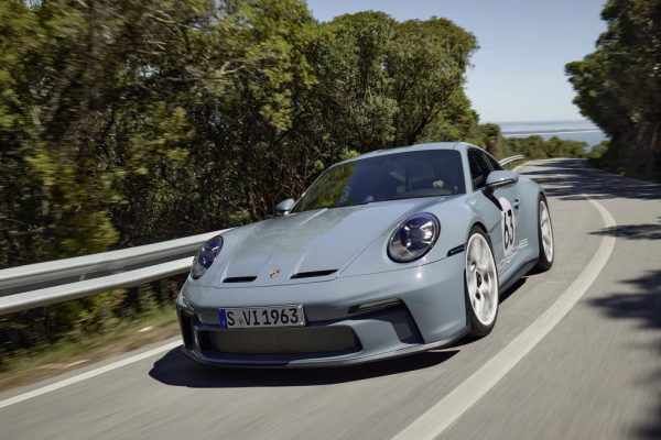 Porsche 911 S/T commemorates 60 years of 911 1