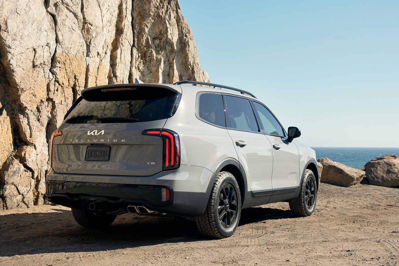 The 2024 Kia Telluride improves upon the SUV's quickly rising popularity.