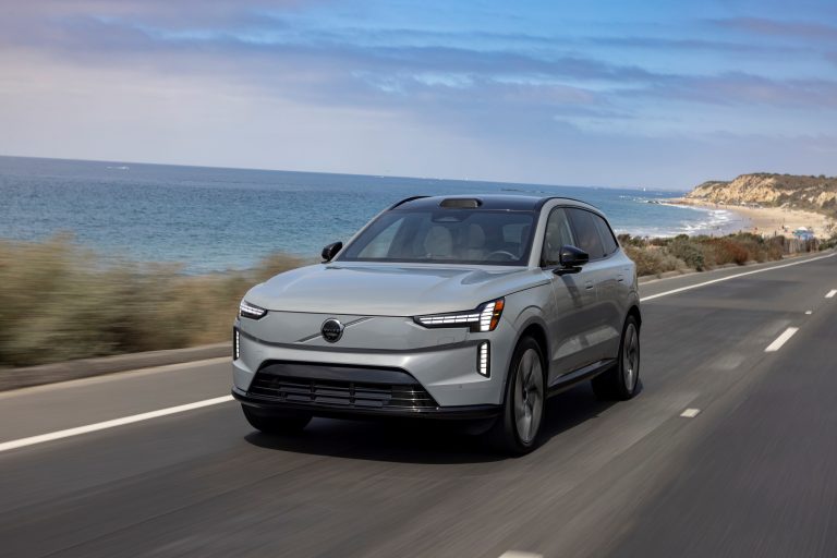 Automakers Reassess Electric Goals as Costs Outpace Expectations 3
