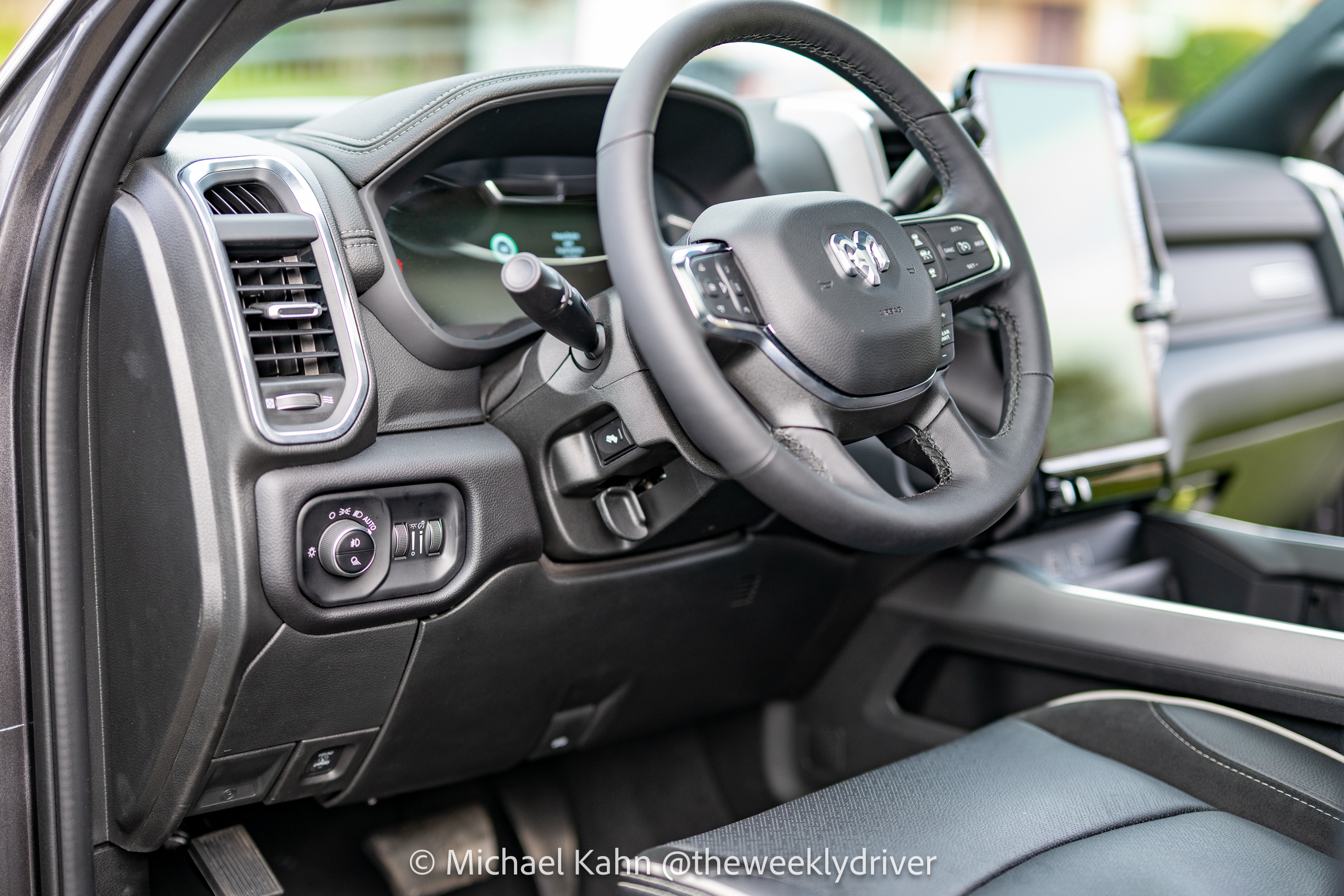 2025 RAM 2500 Laramie Sport Crew Cab 4x4 Review Combines Luxury and Functionality 1