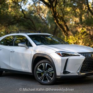 2025 Lexus UX 300h
