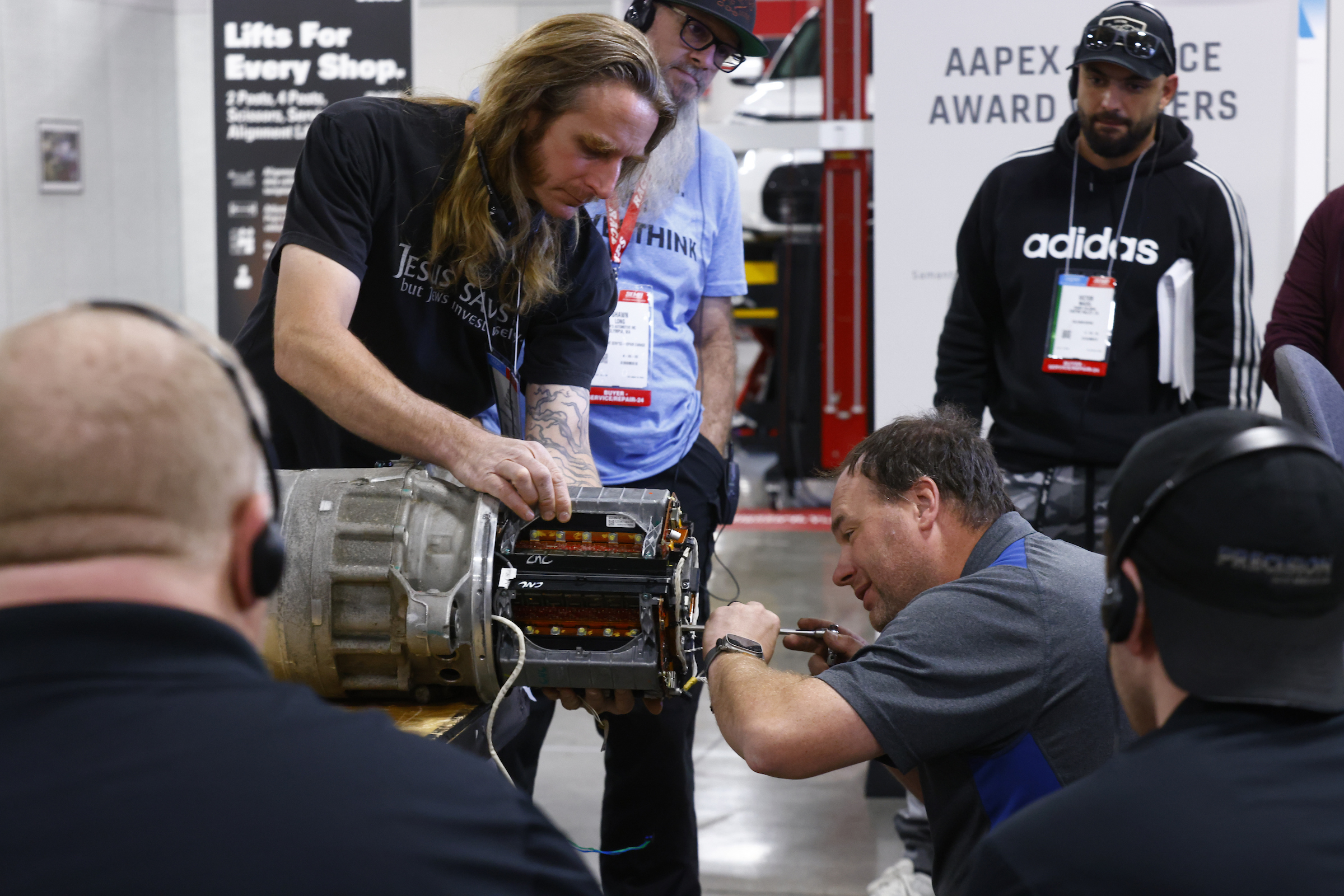 aapex 2025 industry professionals