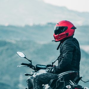 Ride in Style and Safety: Choosing the Perfect Helmet for Men