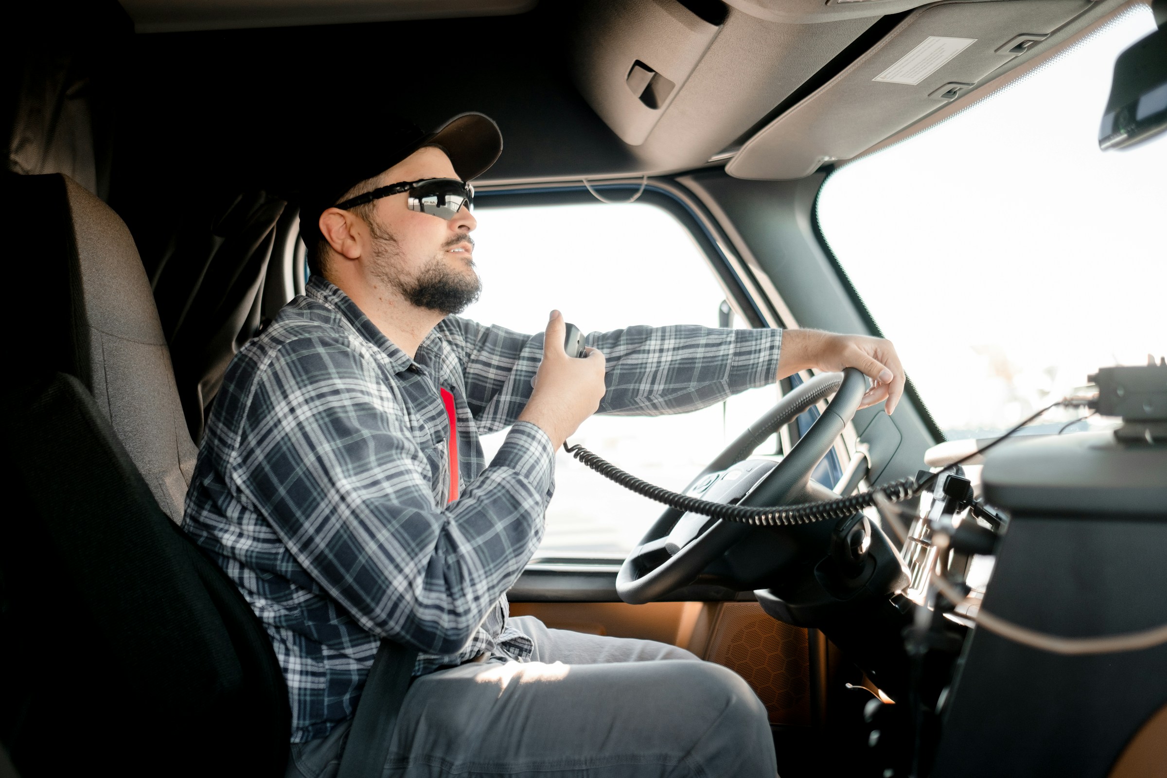 What to Do if You’re Injured by a Distracted Truck Driver