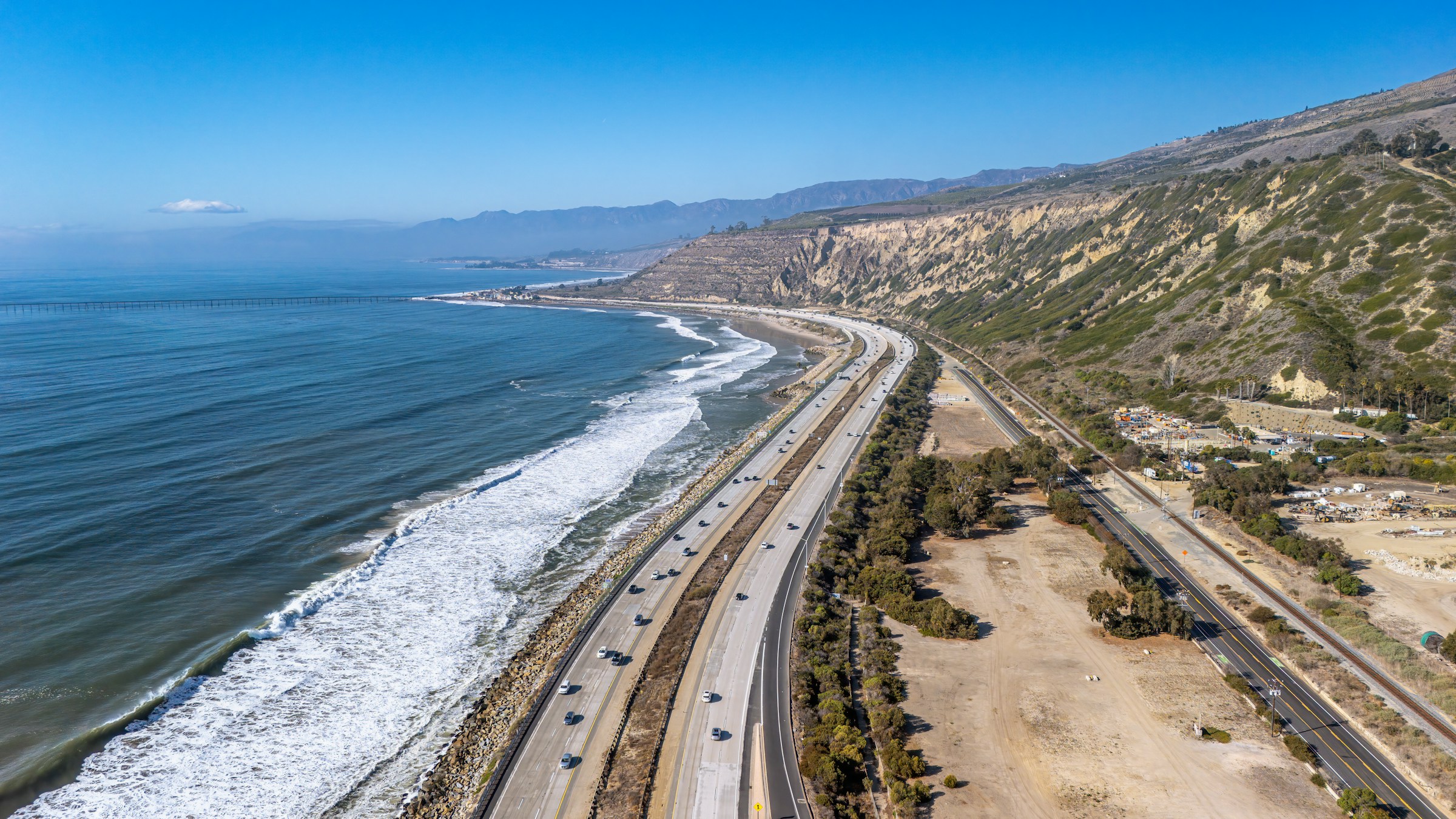 Pacific Coast Highway Road Trip: When to Go & What You'll Miss