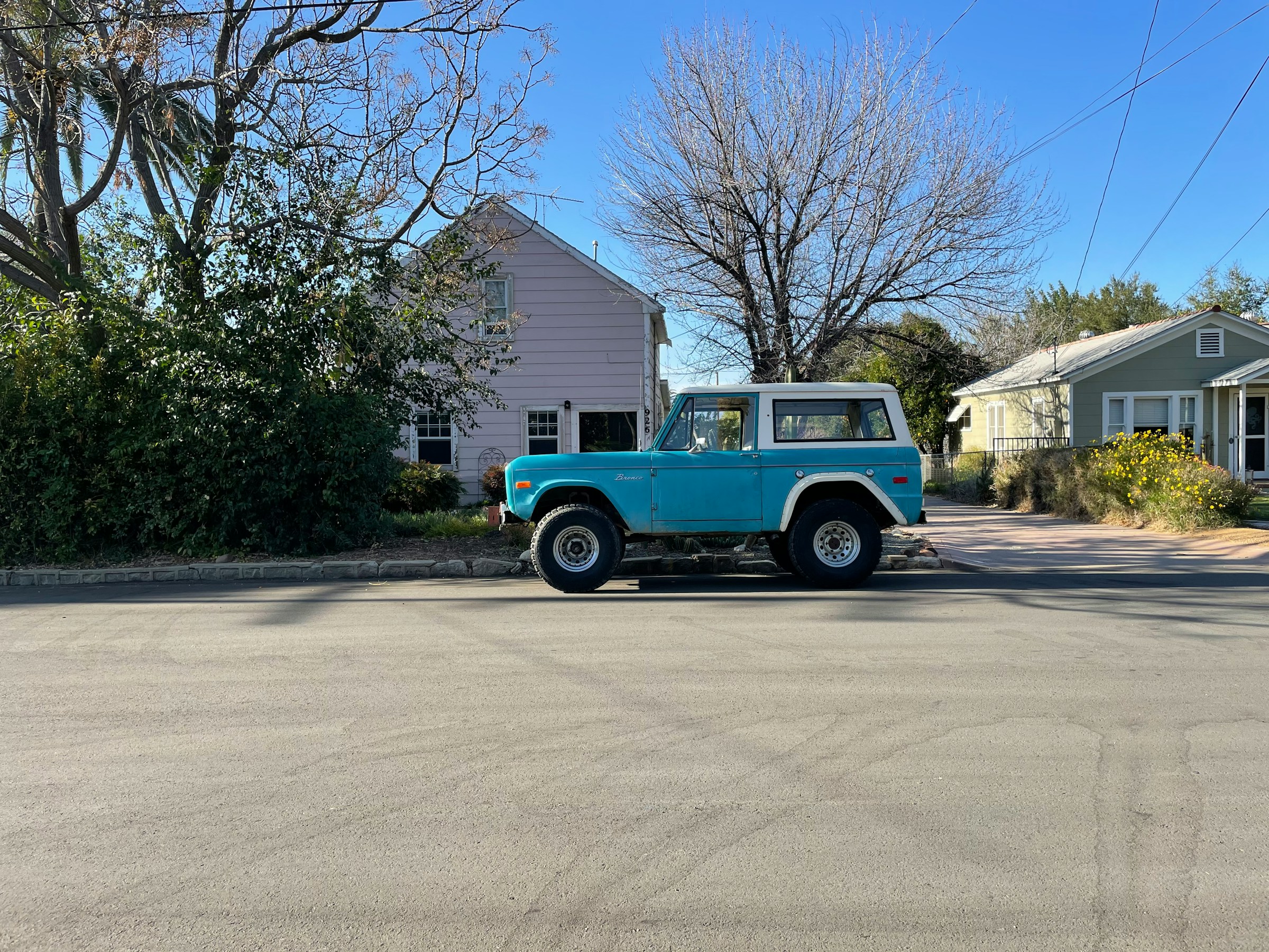Why Classic Ford Broncos Are Surging in Value Across the U.S. Collector Market