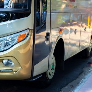 Top Benefits of Hiring Charter Bus Services in NYC for Airport Transfers!