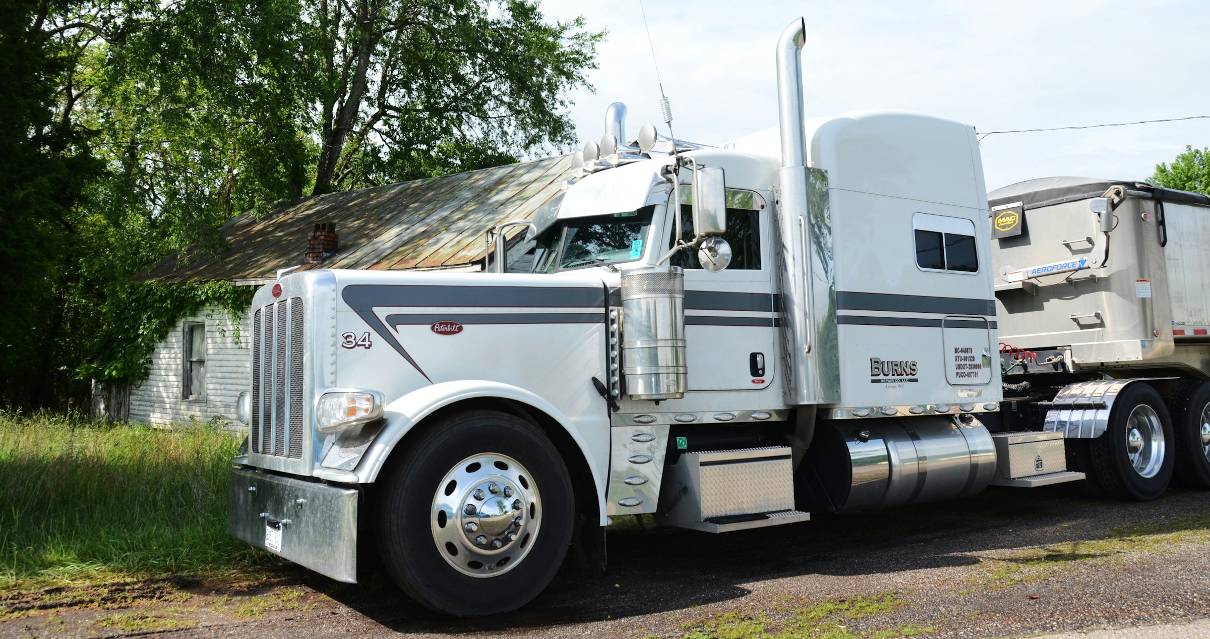 CDL School in New Jersey: Why More Students Are Choosing Truck Driving Careers