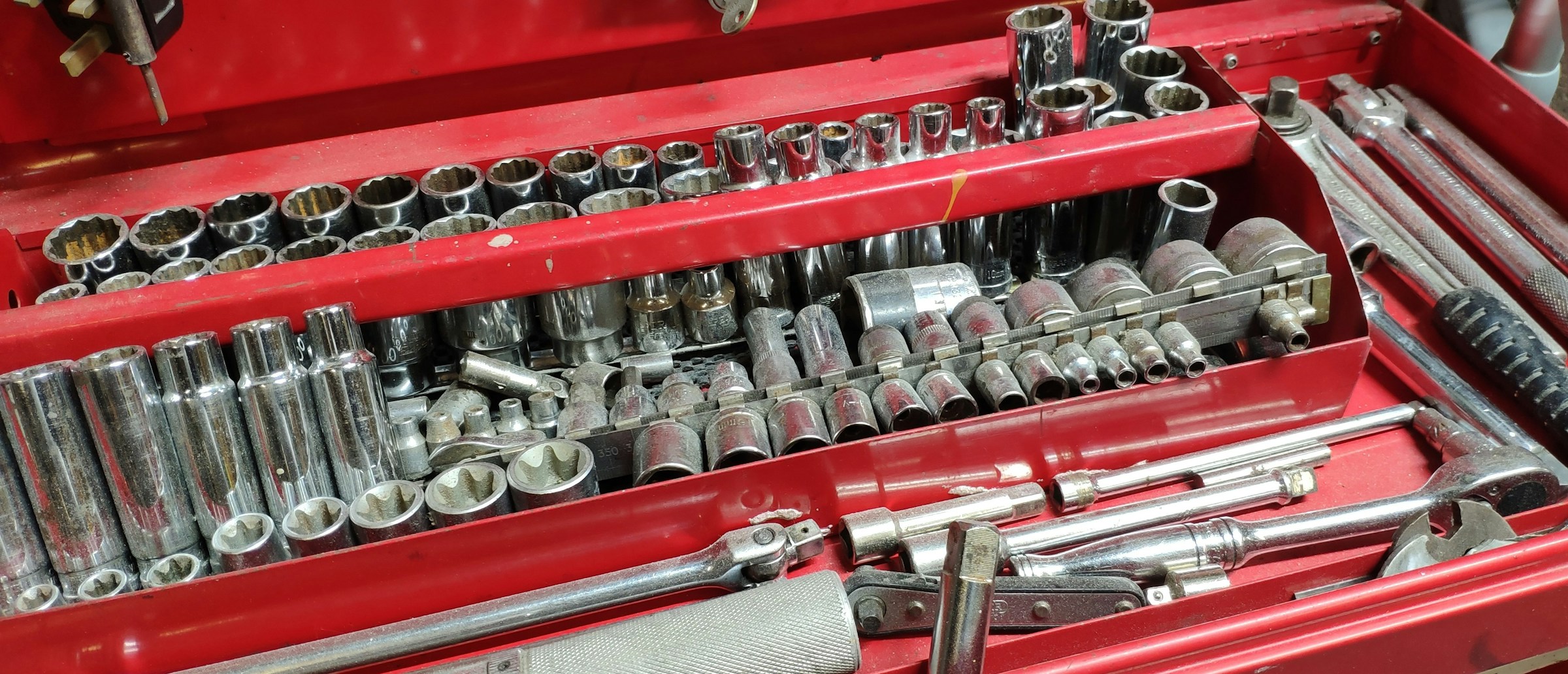 How to Organize a Snap-On Classic Toolbox Like a Pro Mechanic