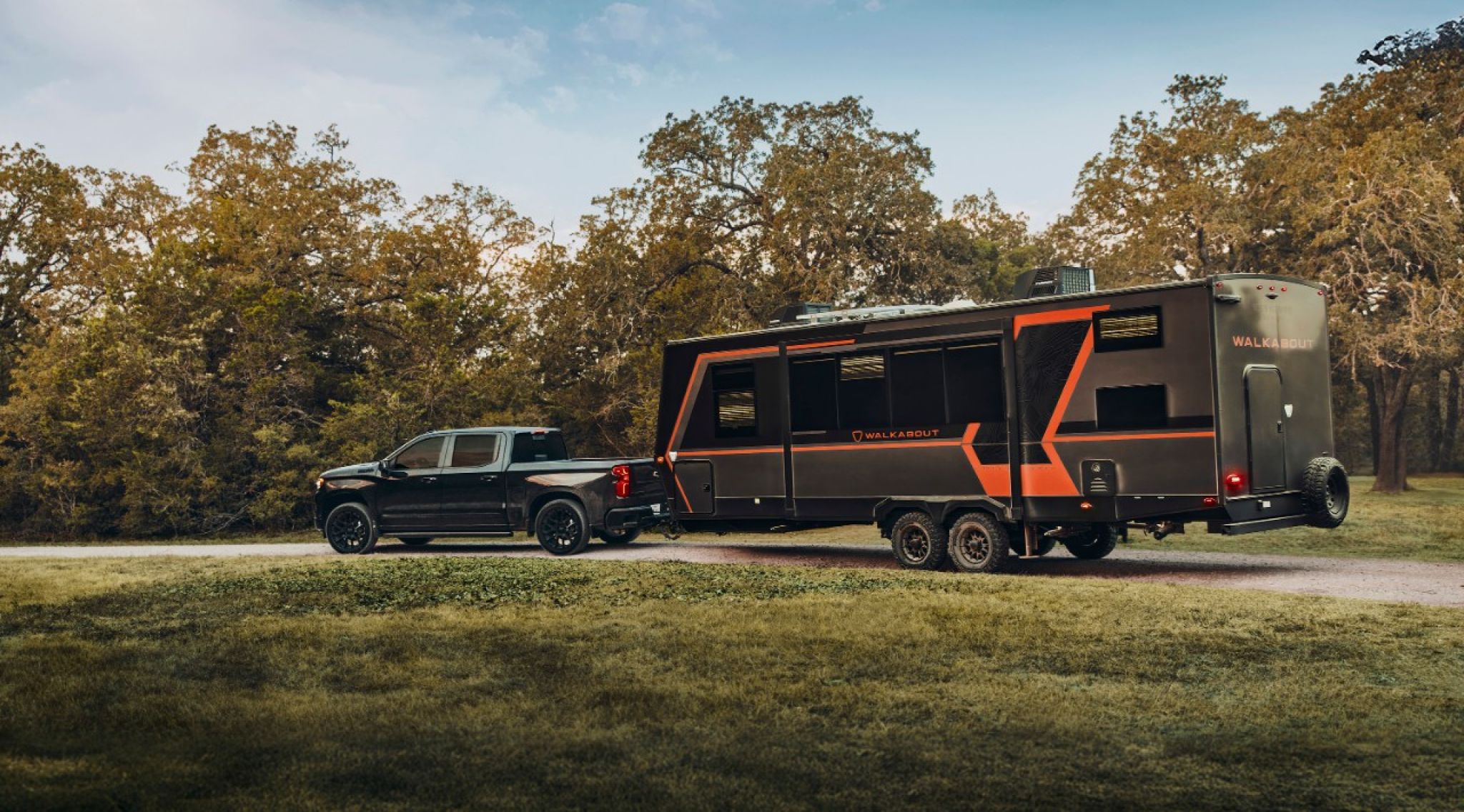GM Documented Leaking Silverado and Sierra Windows in 2019. A Lawsuit Says Owners Paid the Repair 2 Chevrolet Silverado 1500 Crew Cab in profile, showing the rear cab and window area where GM's service bulletin locates the water leak