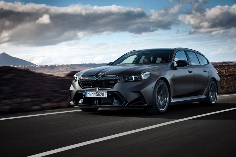 BMW M5 Touring vs Sedan: The Wagon Costs You $2,000, 140 Pounds, and a Tenth of a Second 3