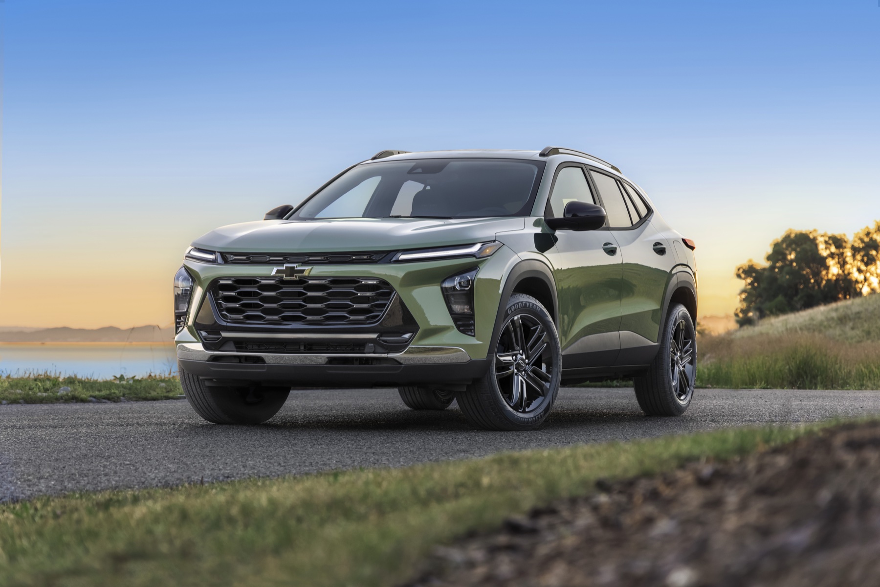 2026 Chevrolet Trax ACTIV, front three-quarter view