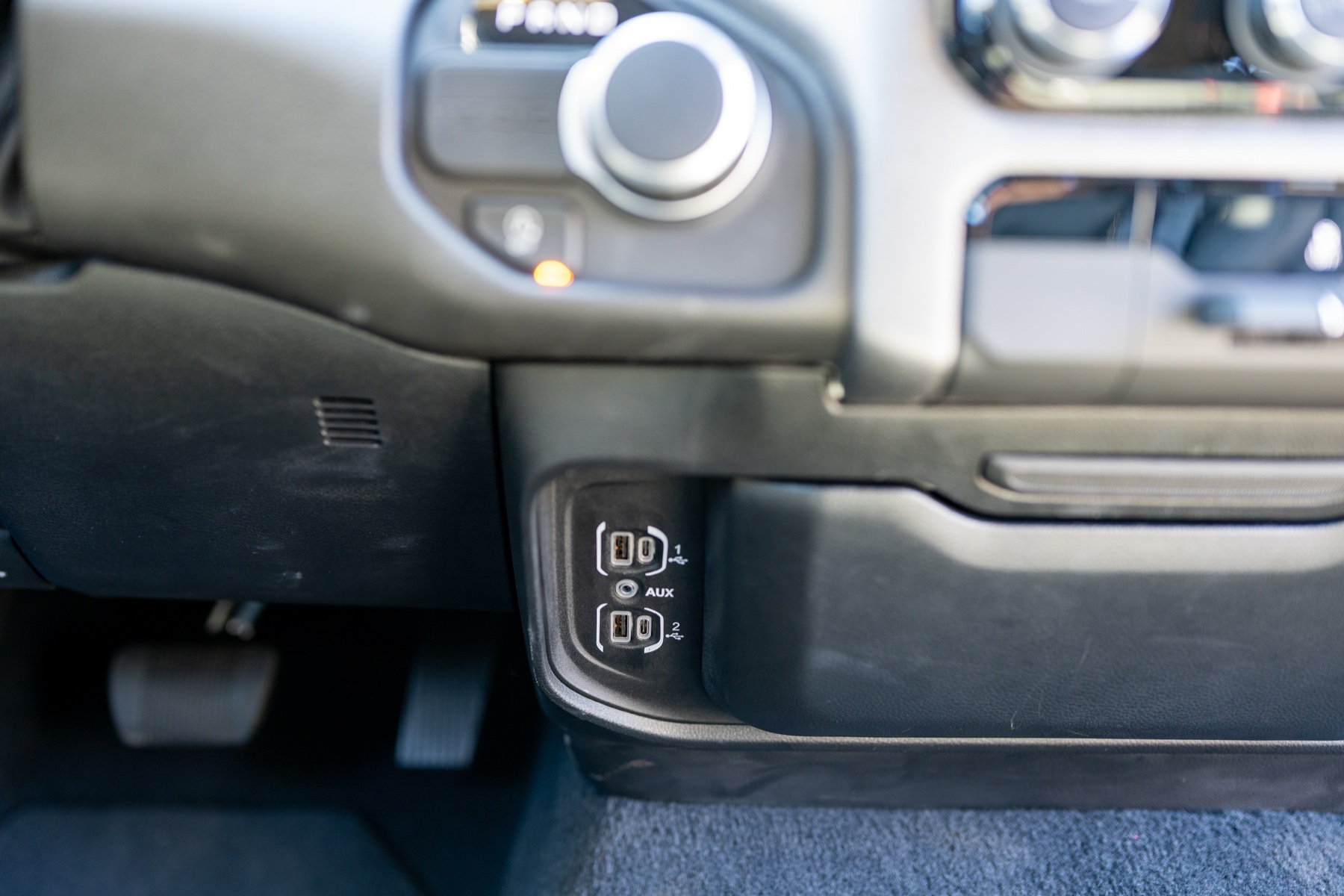 2026 RAM 1500 Express Billet Silver: Lower-dash controls