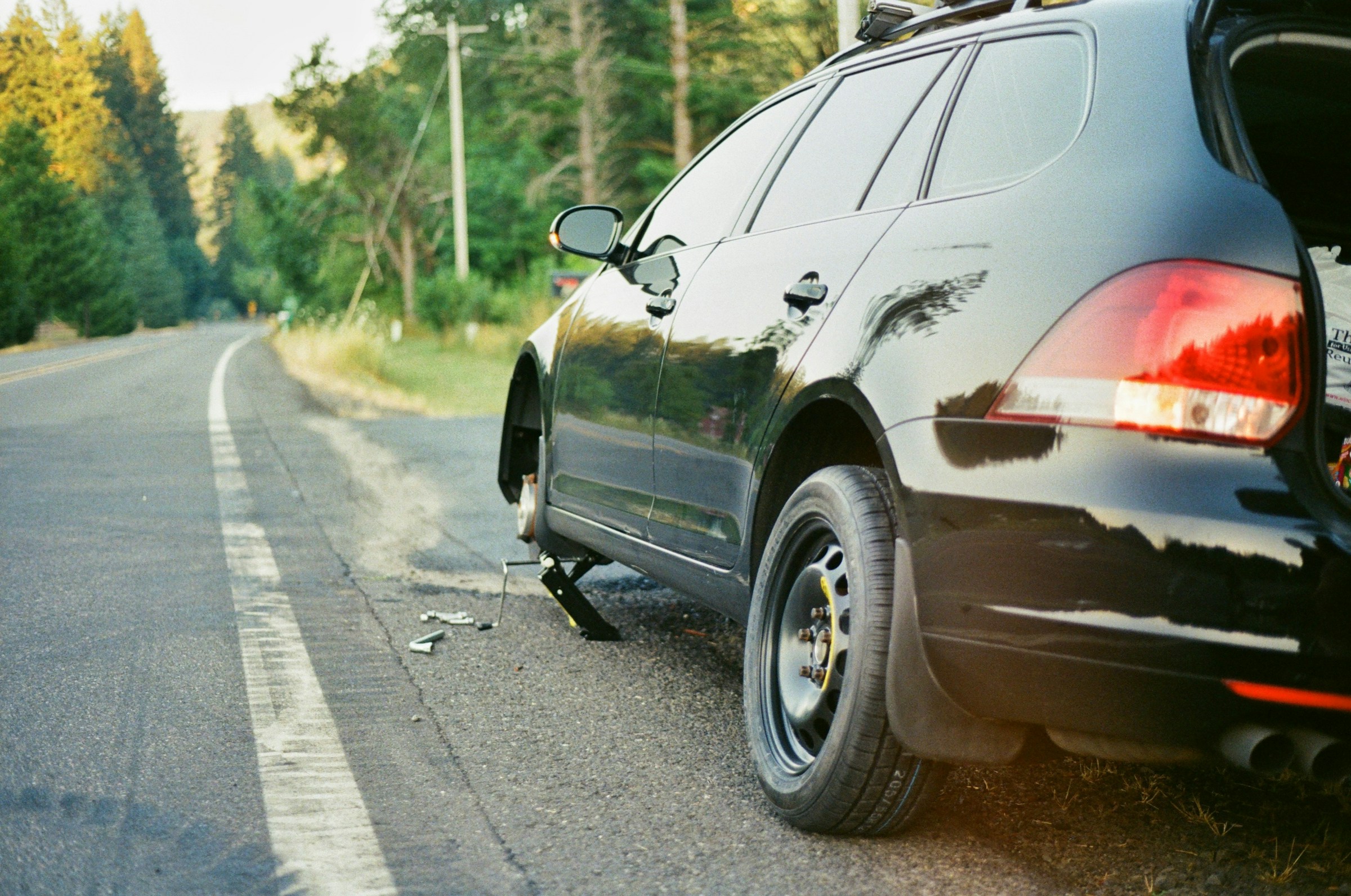 When Should You Contact a Car Accident Attorney After a Crash?