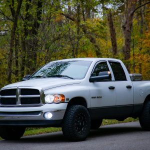 Before the Gravel: How a Truck Bed Mat Handles Everyday Wear