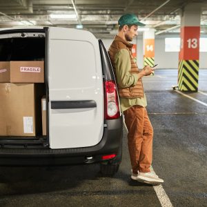 Car Couriers in Congested Metro Areas Offer Speed for Businesses but Come With Growing Liability Risk
