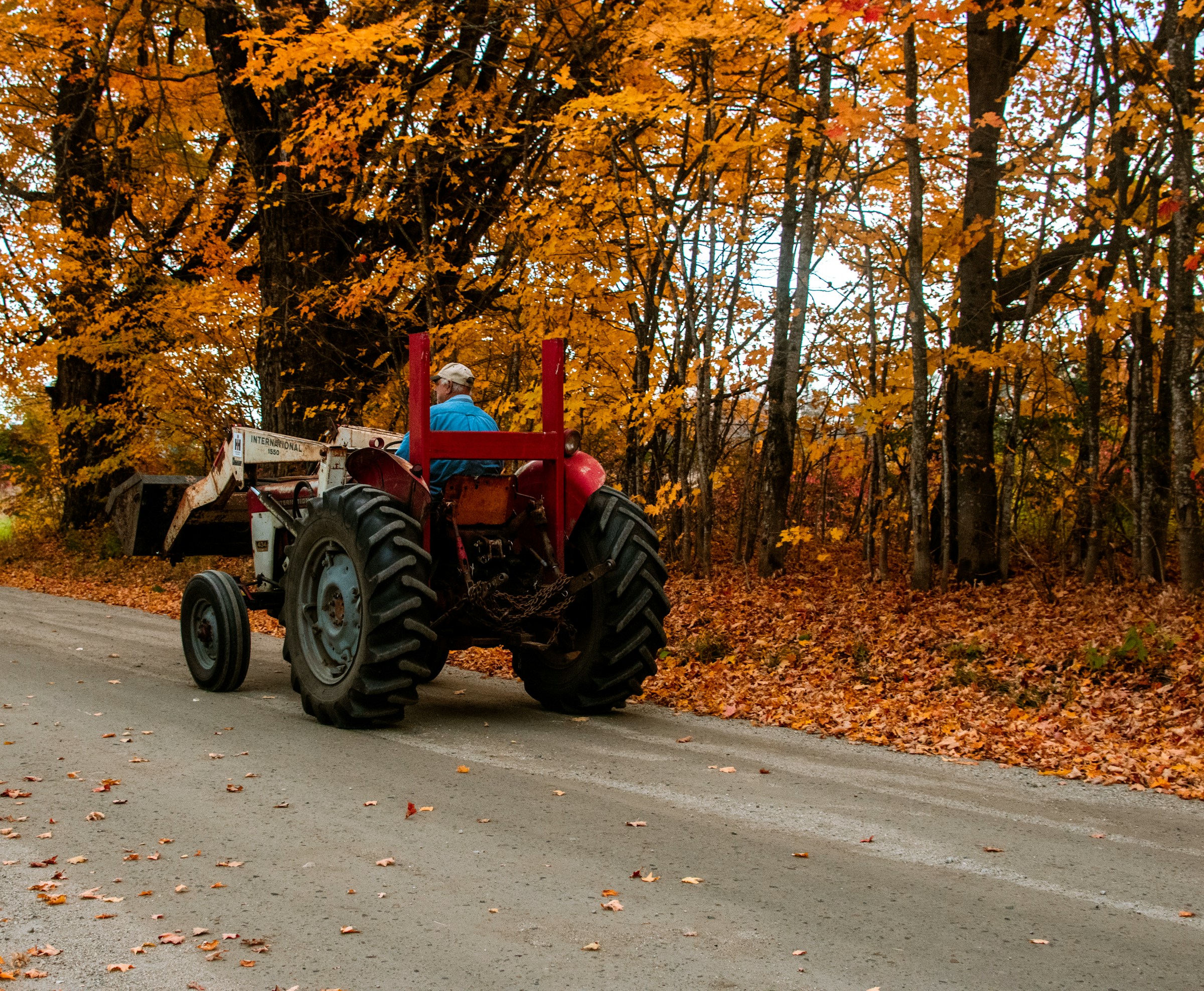 Why Tractors Create Unique Road Safety Risks on Rural Roads in Virginia 1 Why Tractors Create Unique Road Safety Risks on Rural Roads in Virginia
