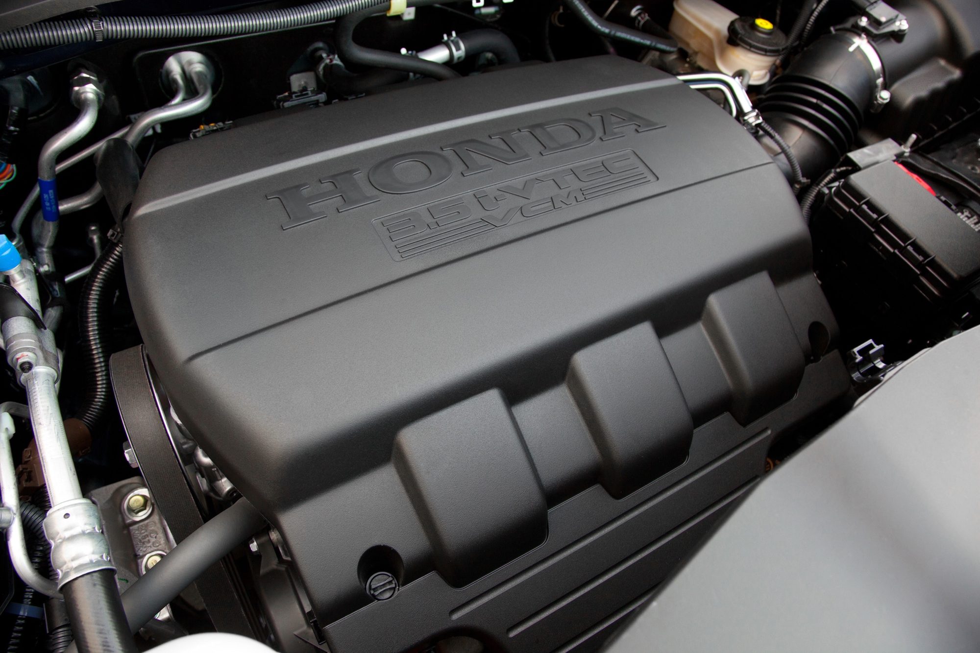 3.5-liter V-6 engine of the 2012 Honda Pilot Touring