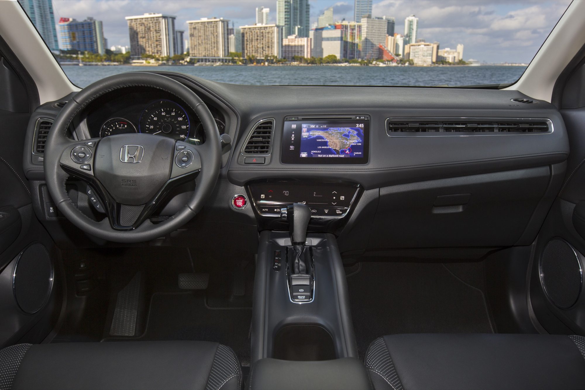 Dashboard and navigation screen of the 2016 Honda HR-V