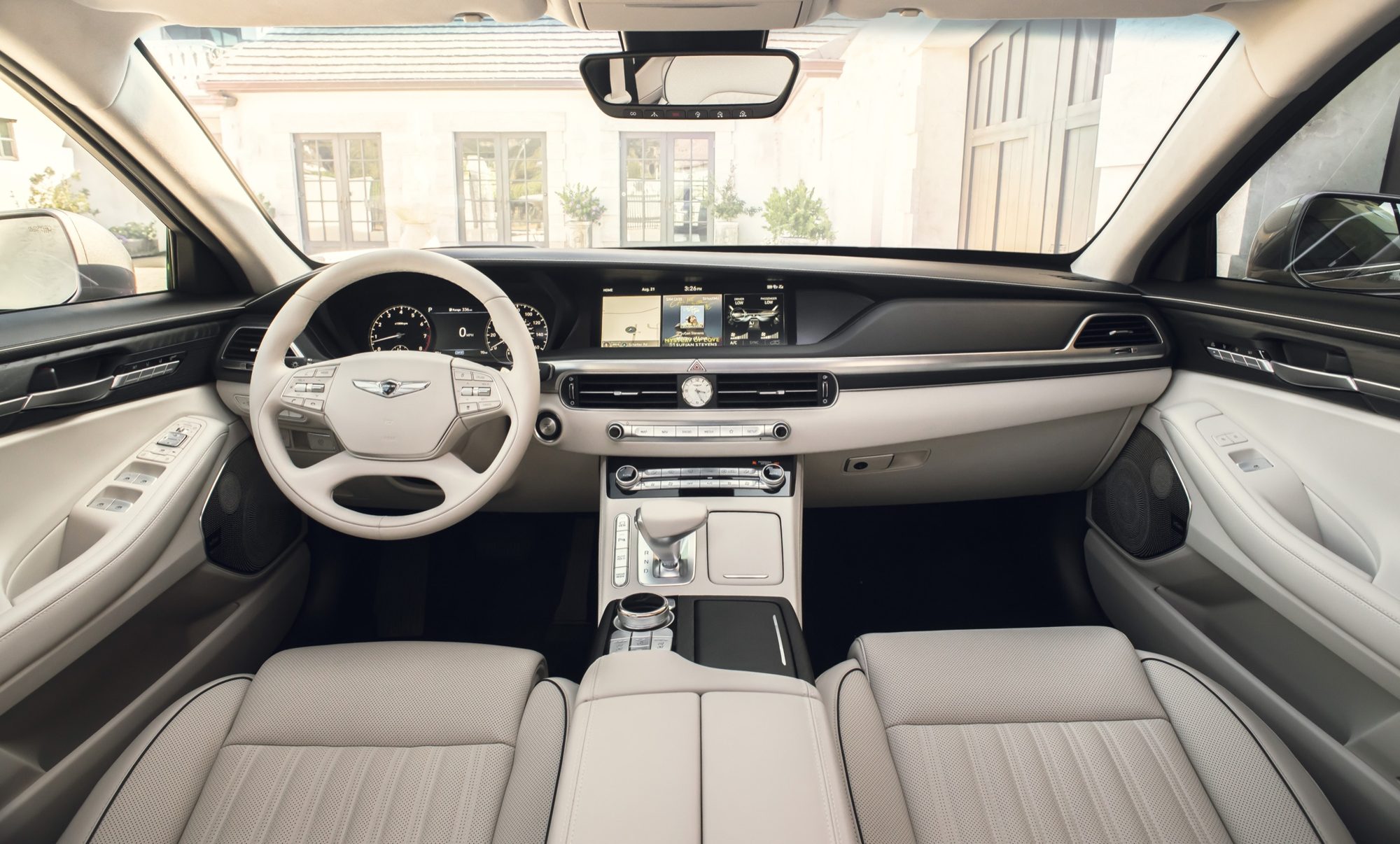 Dashboard and light-colored front seats of the 2020 Genesis G90