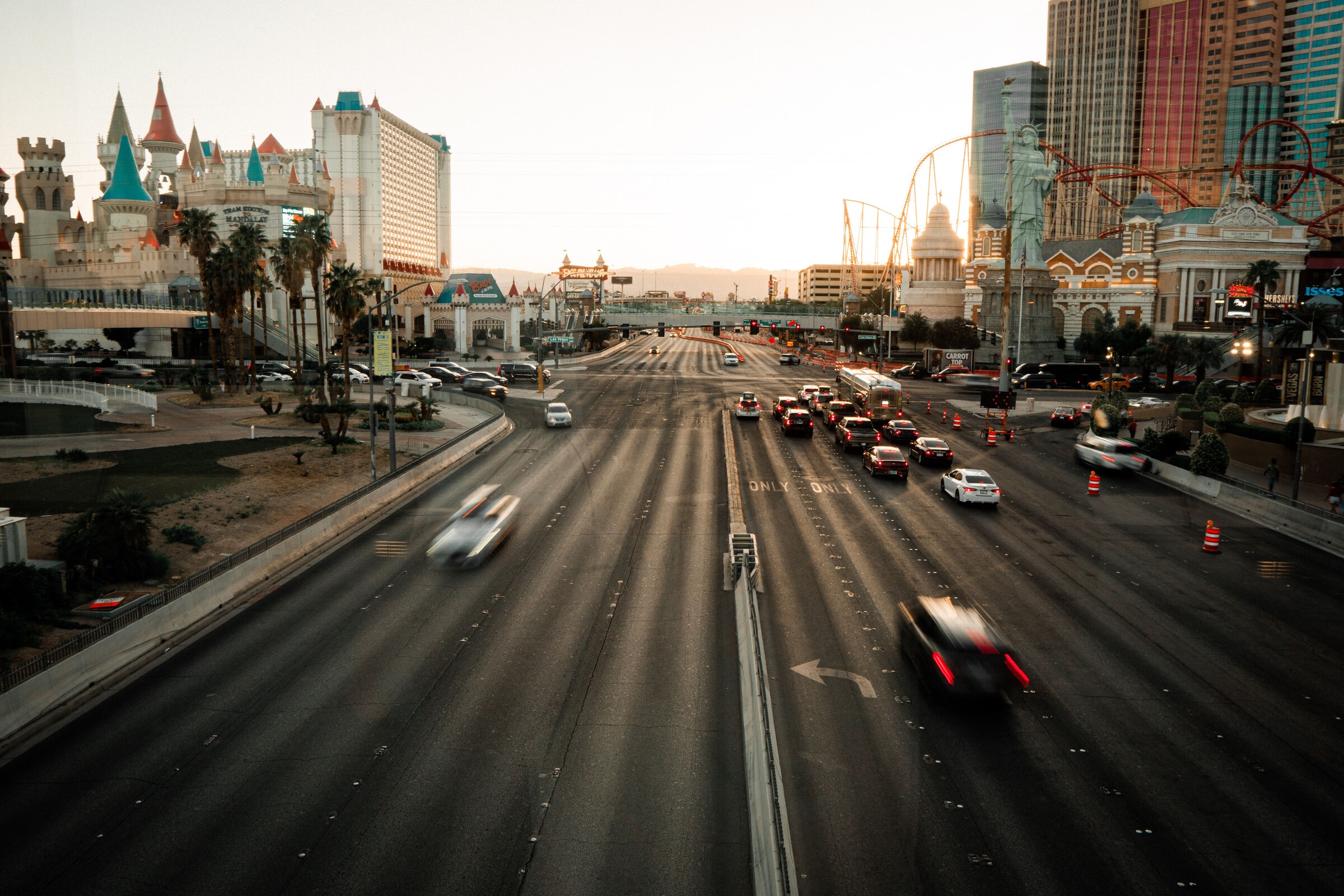 Traffic on Las Vegas Boulevard between the Excalibur and New York-New York casinos