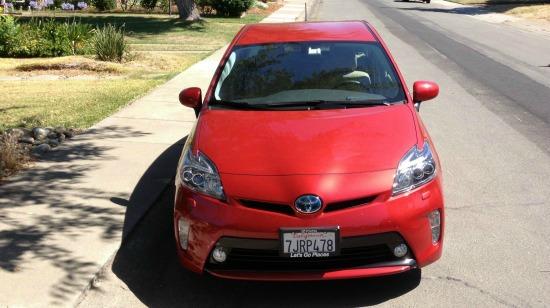 2015 Toyota Prius: great efficiency, but rivals challenging 1