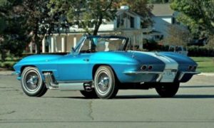 A rare Corvette Sting Ray will be auctioned in Chicago.