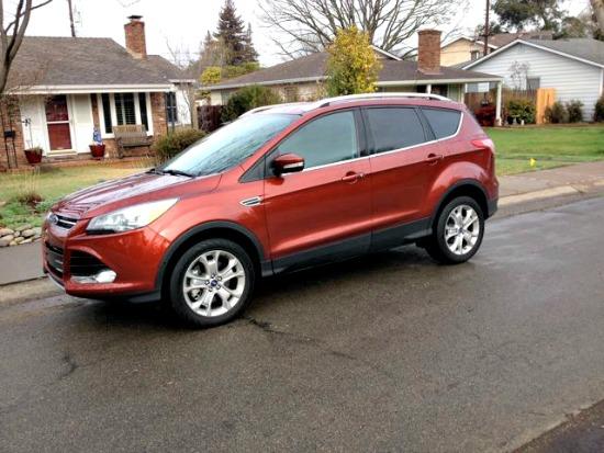 One attractive exterior color of the 2014 Ford Escape is Sunset Metallic.