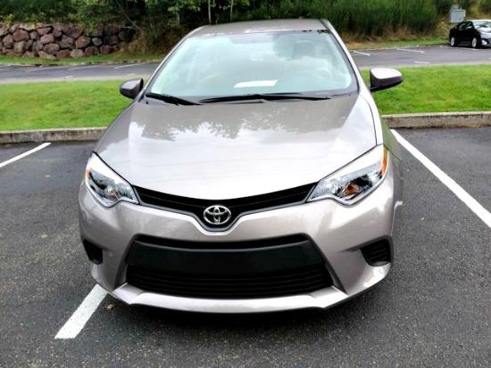 The 2014 Toyota Corolla has an "angry" front grille.